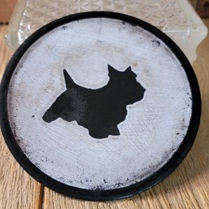 Enameled Scottie Dog on 7" Metal Trivet.